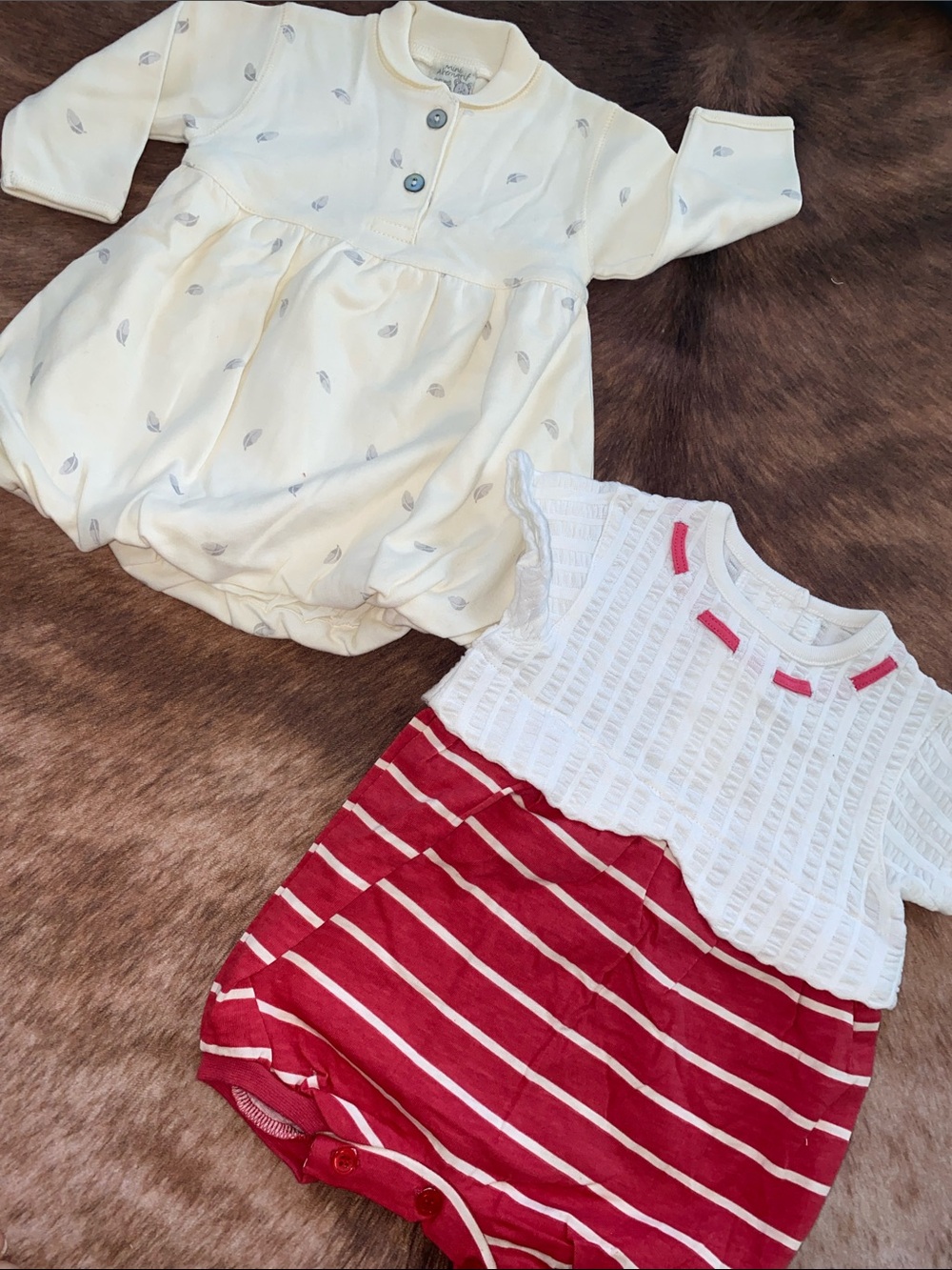Vintage Baby Girls 2 Piece Bundle 3M Dress & Romper Red White